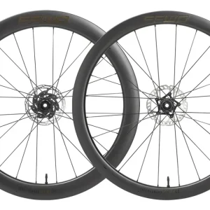 Conjunto de Rodas FFWD RYOT 55-44 Carbono - Combinação