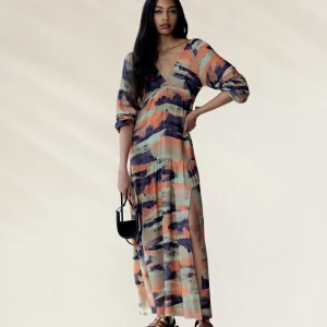 Vestido comprido decote V