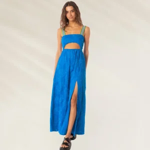 Vestido Longo Bordado com Abertura