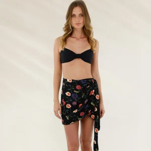 Saia Curta em Viscose Estampado Floral