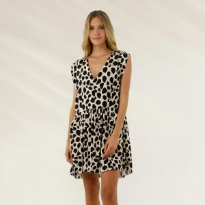 Vestido Curto com Decote em V